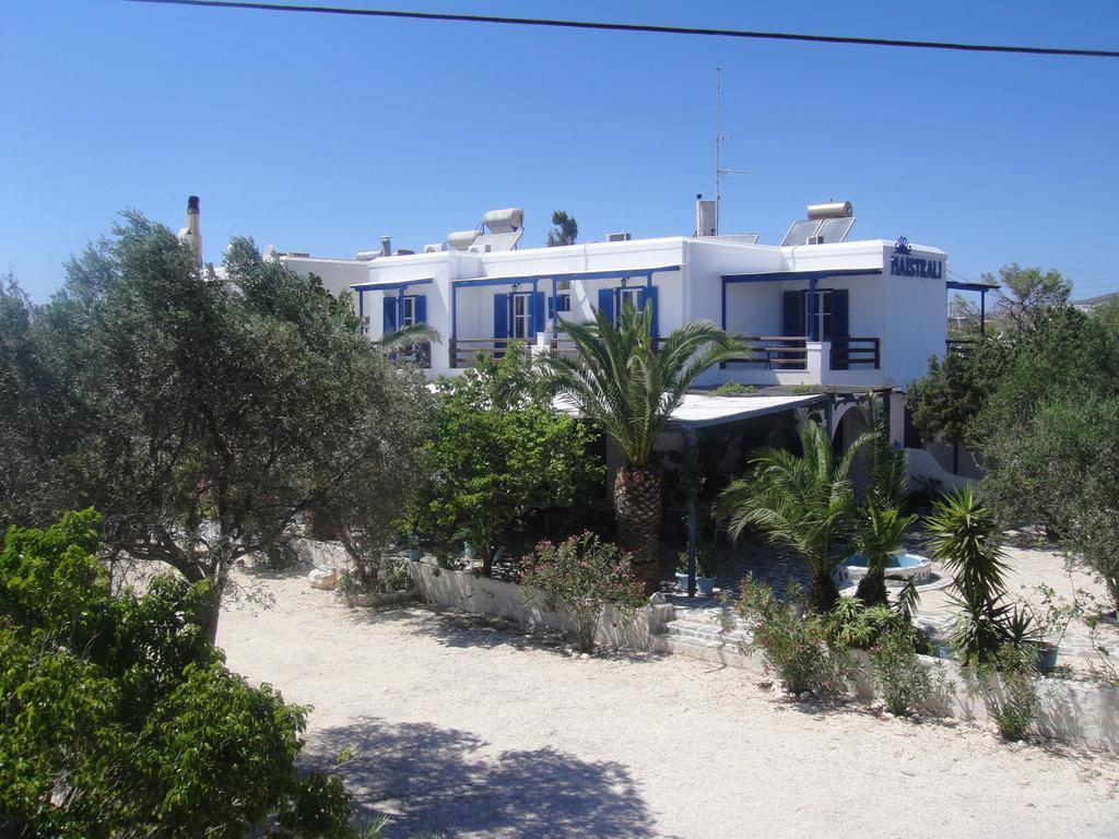 Maistrali Studios Parikia  Exterior photo
